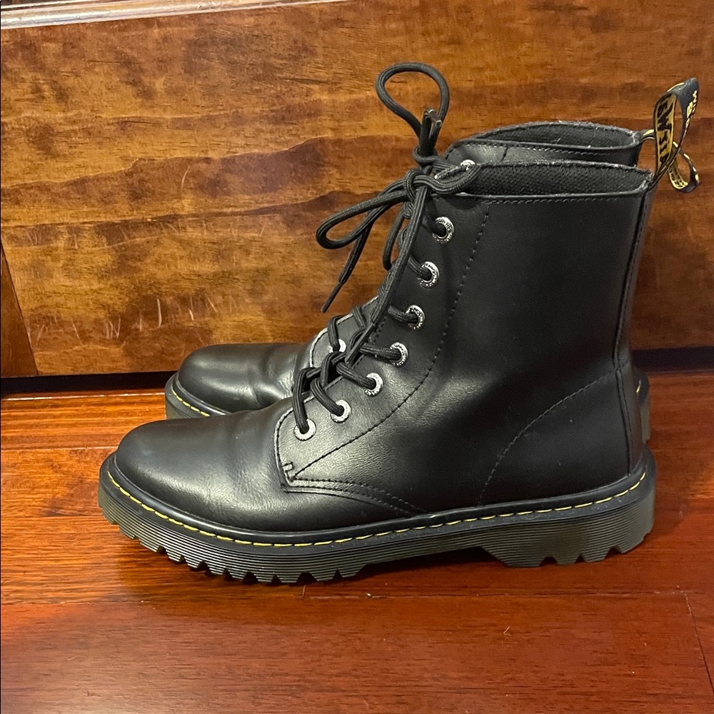 Dr. Martens Black Lace-Up Men's Boots - Picture 4 of 11